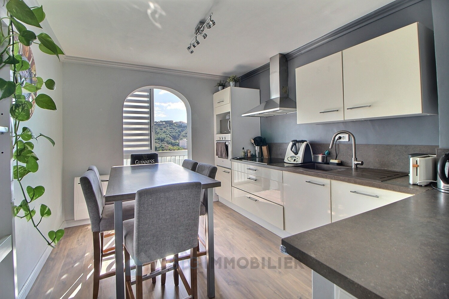 Vente T3 76m2 entrée de ville Ajaccio secteur Pietralba