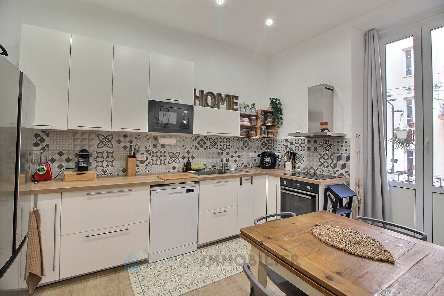 Appartement F4 hyper centre ville