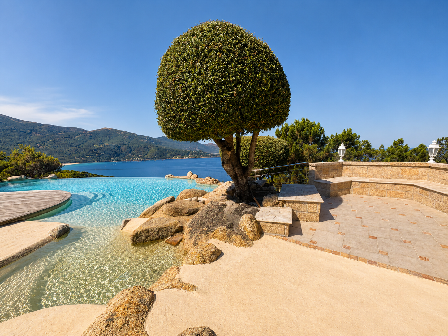 Villa vue mer à Tiuccia à vendre – photo 2 – STG Immobilier