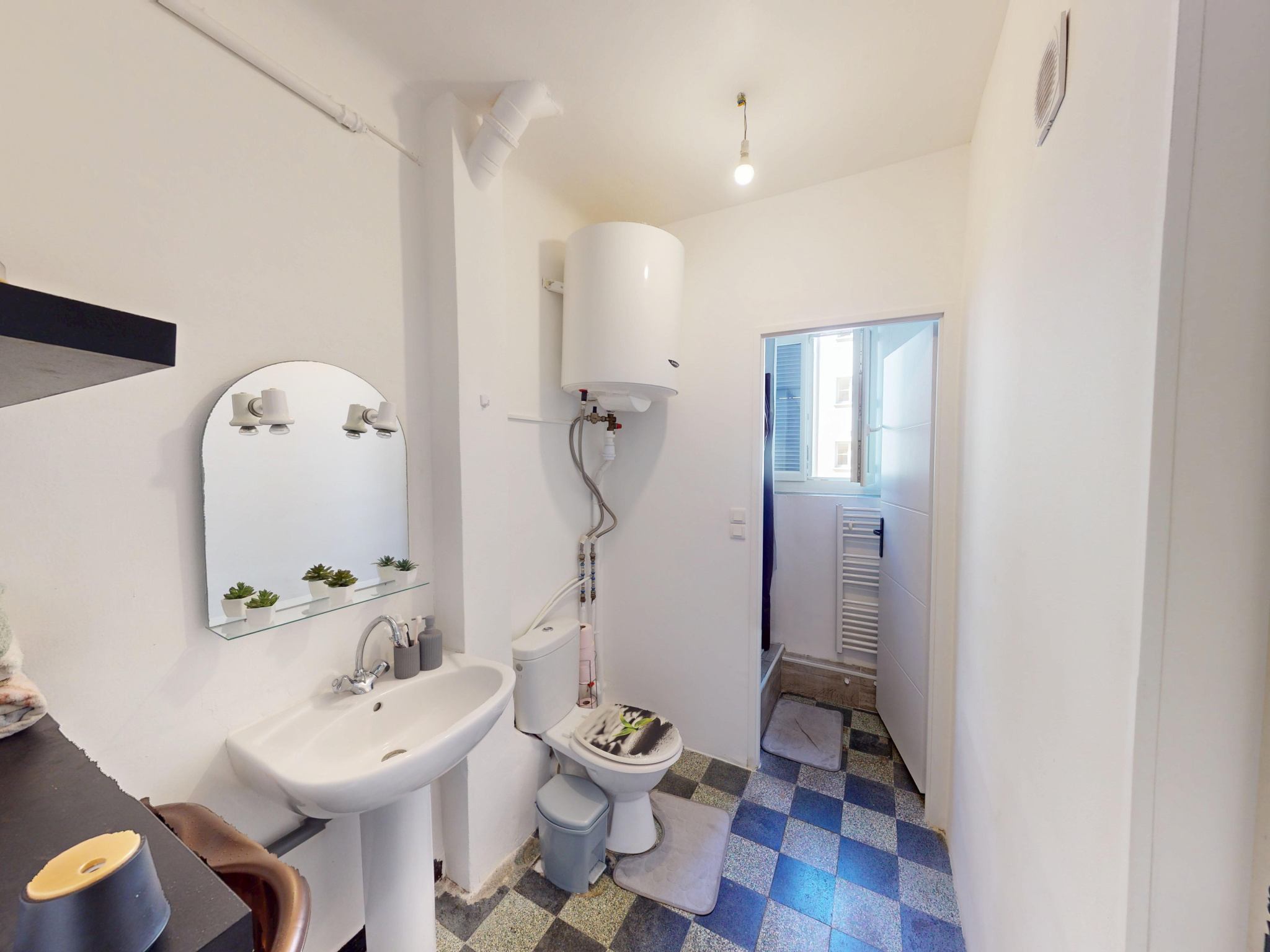 Studio F1 à Ajaccio, centre-ville, à vendre – photo 4 – STG Immobilier