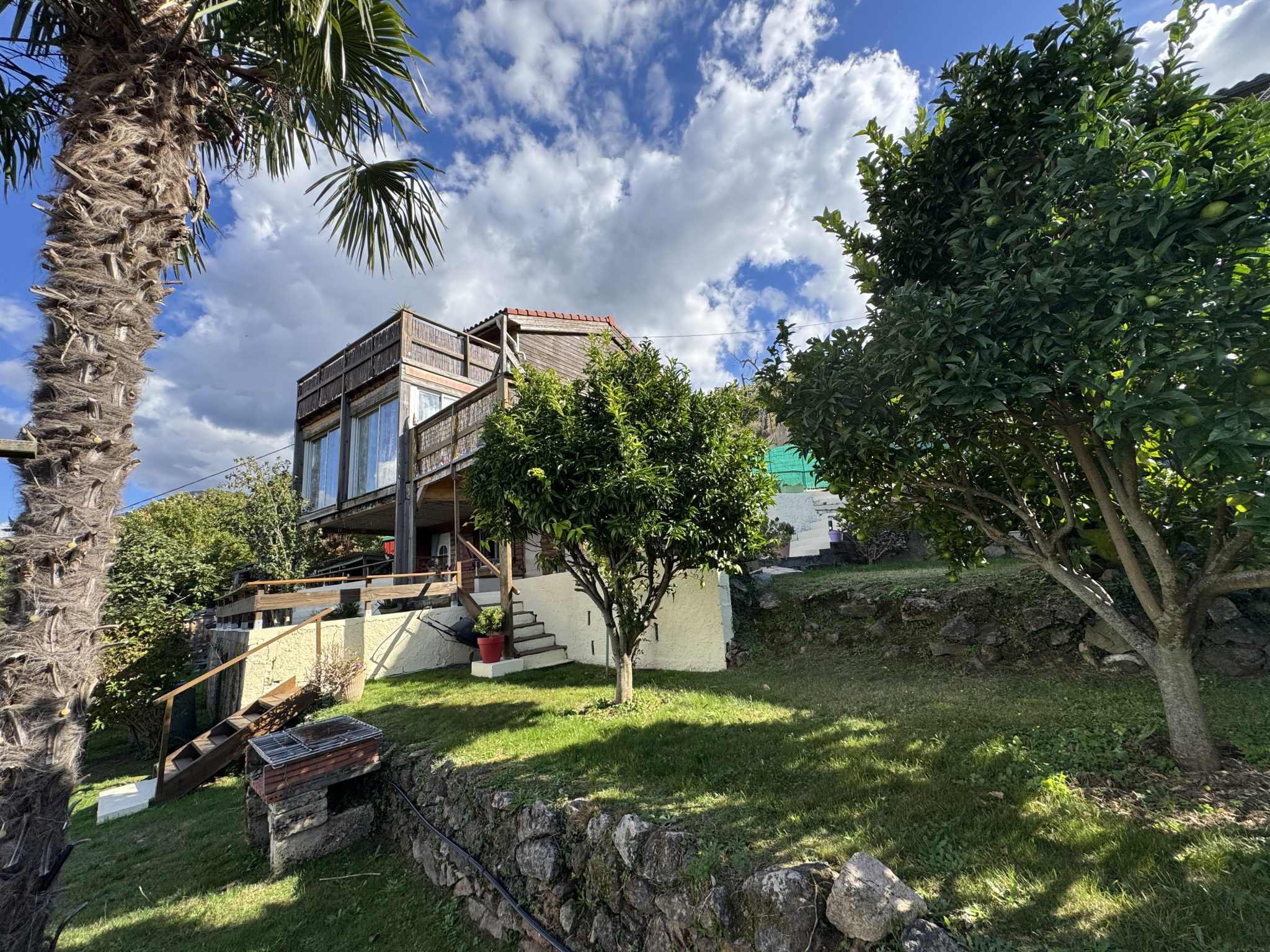 Maison avec studio indépendant à vendre à Carbuccia, proche Ajaccio – STG Immobilier