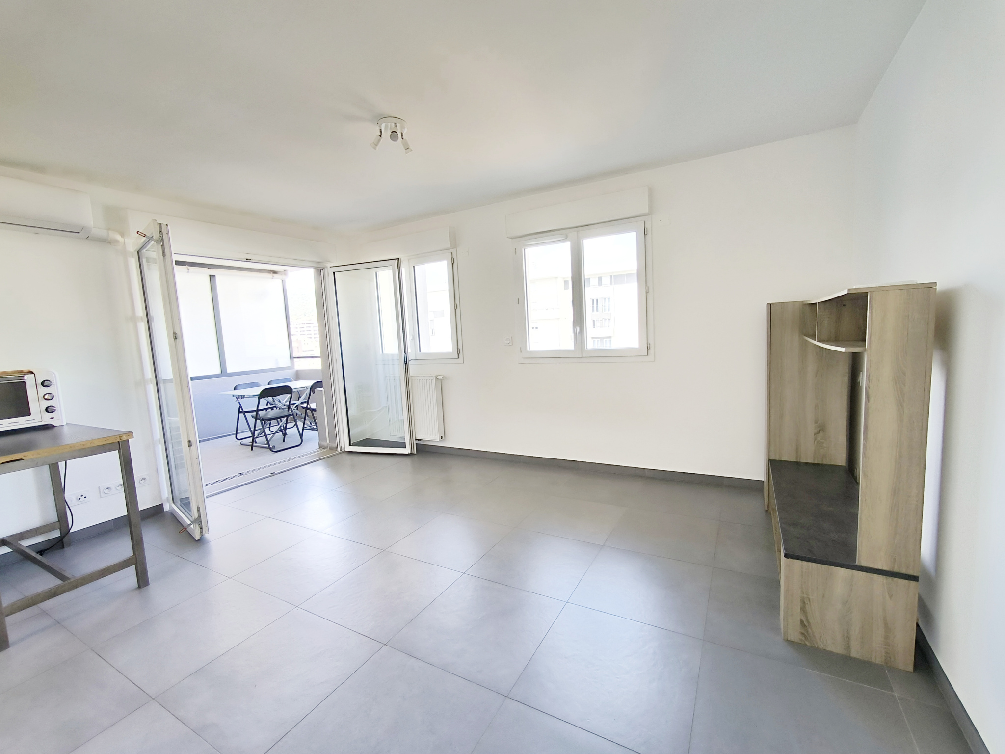 Grand studio à louer proche rocade, Ajaccio – photo 3 – STG Immobilier