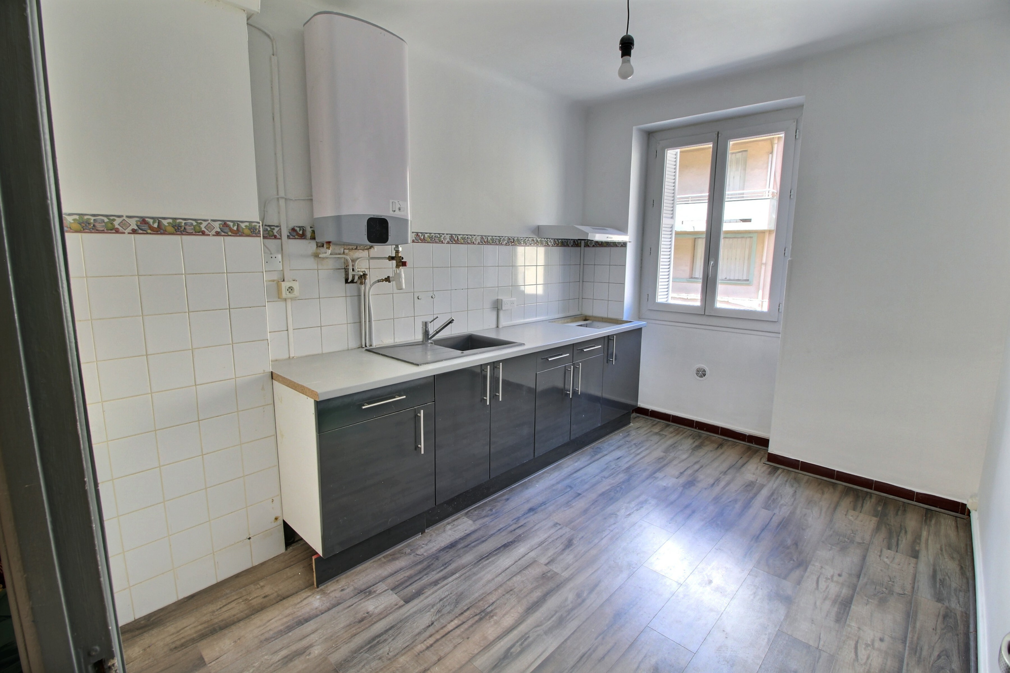 Location appartement 3 pièces Avenue Beverini Vico à Ajacc