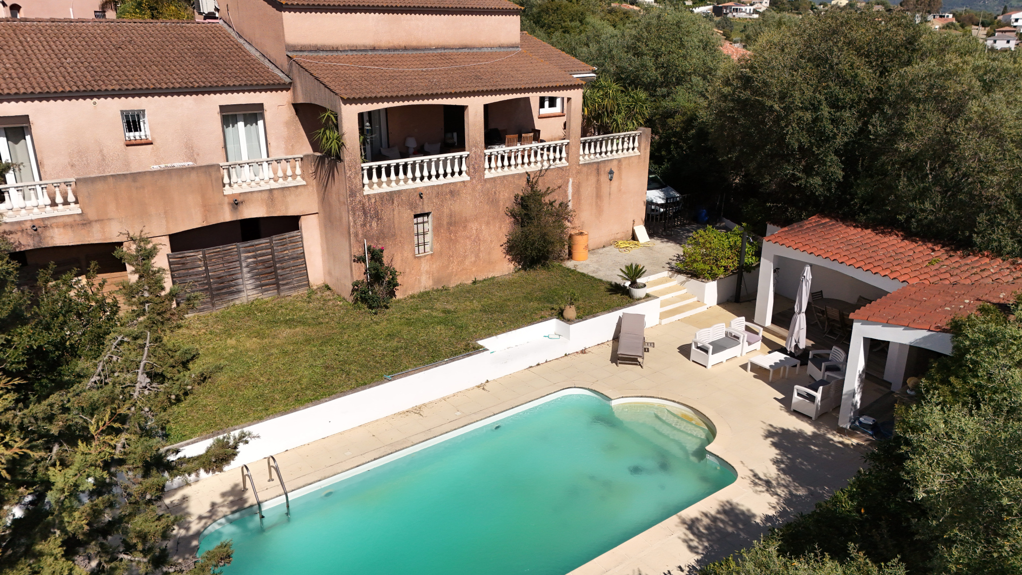 Villa à Afa à vendre, piscine – photo 4 – STG Immobilier
