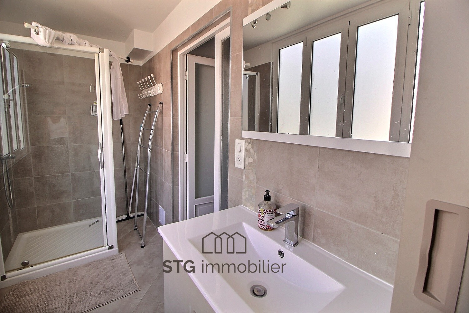 T3 meublé à louer Rue Fesch, Ajaccio – photo 5 – STG Immobilier