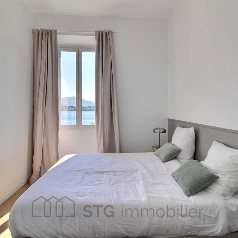 780