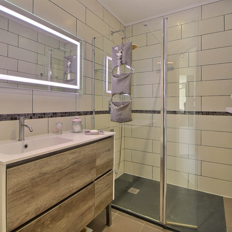 Exclusivité vente appartement T2 route des Sanguinaires Sant