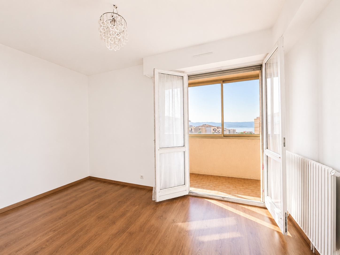 T5 de 93 m2 Avenue Maréchal Juin, Ajaccio