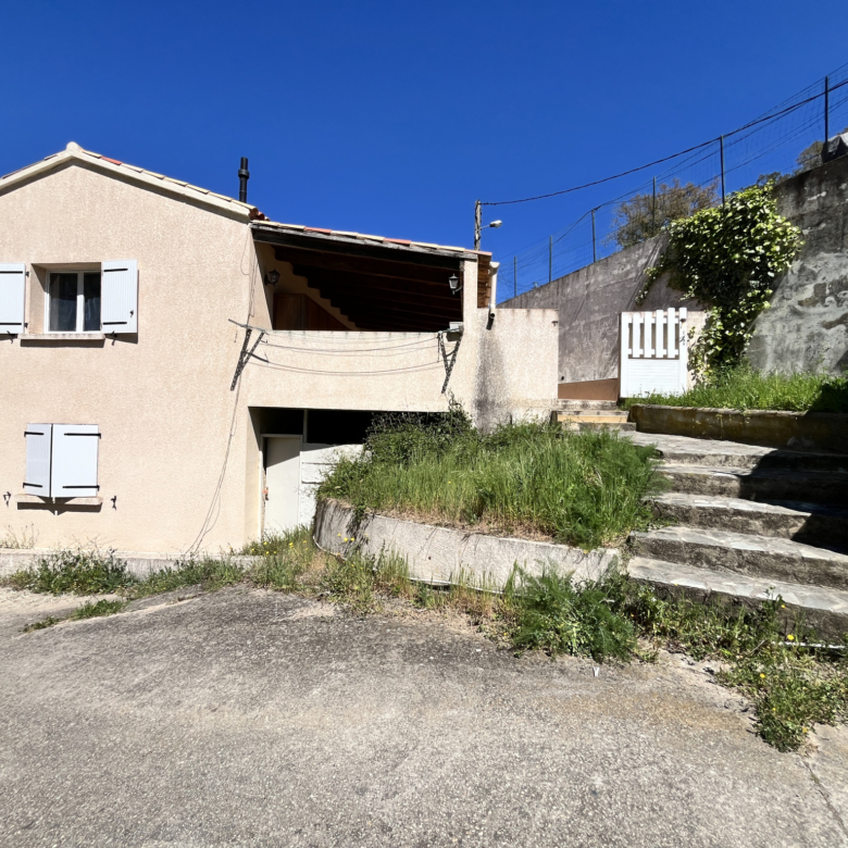 VENTE MAISON DE 147 M2 À AFA